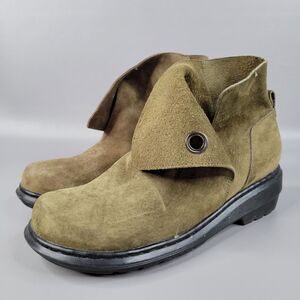 Dr Martin Shelby High Tie Chukka Ankle Bootie Pull On Suede Womens 7 No Laces